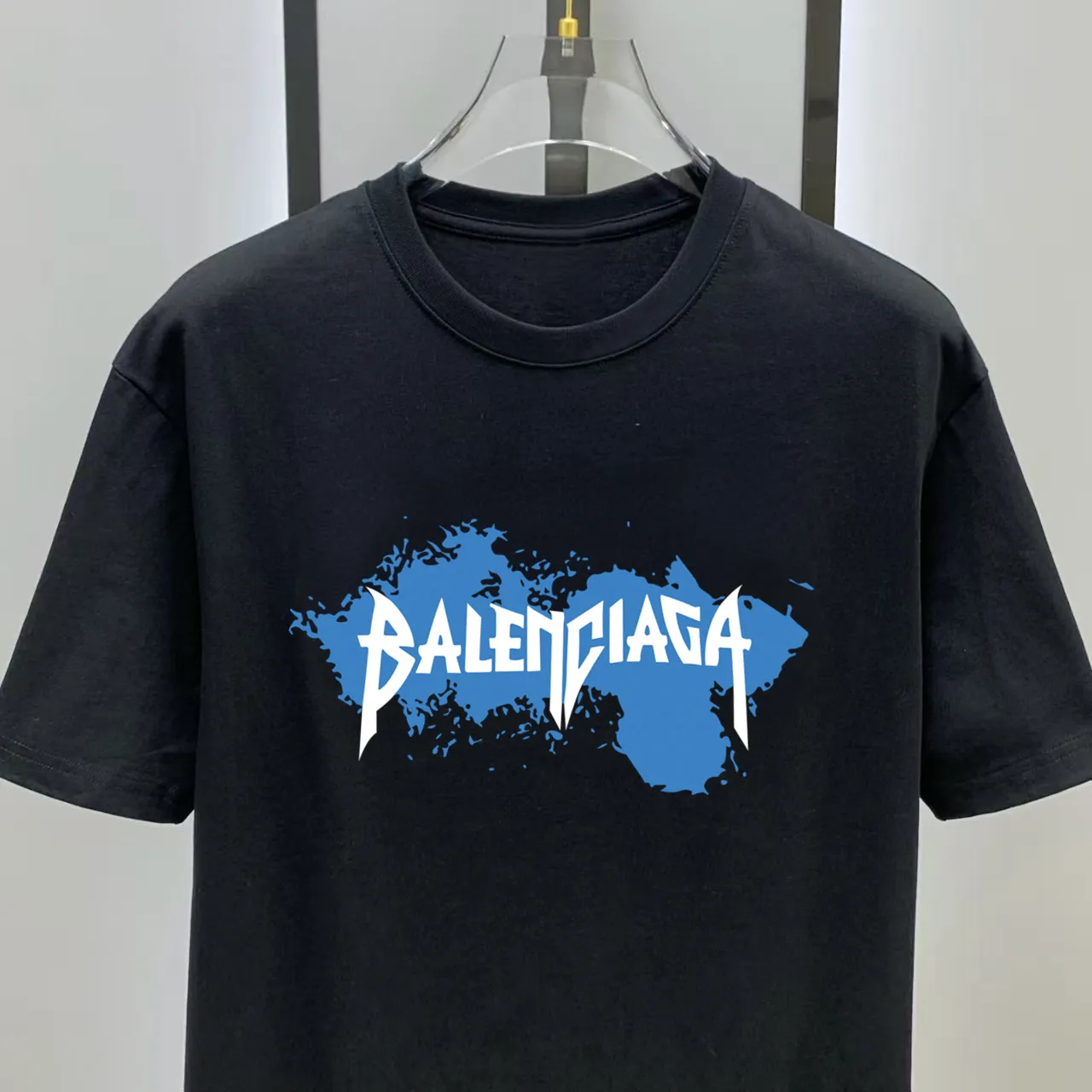 # 2026 New Arrival New Arrival T Premium ！ logo Premium 250 . . . . . ！ ！ ：Black。White！ Sizes： S M L XL XXL ：50 52 55 58 61 ：69 71 73 75 77 ：48 50 53 56 58 ：22 22.5 23 23.5 24 ， 1-3CM